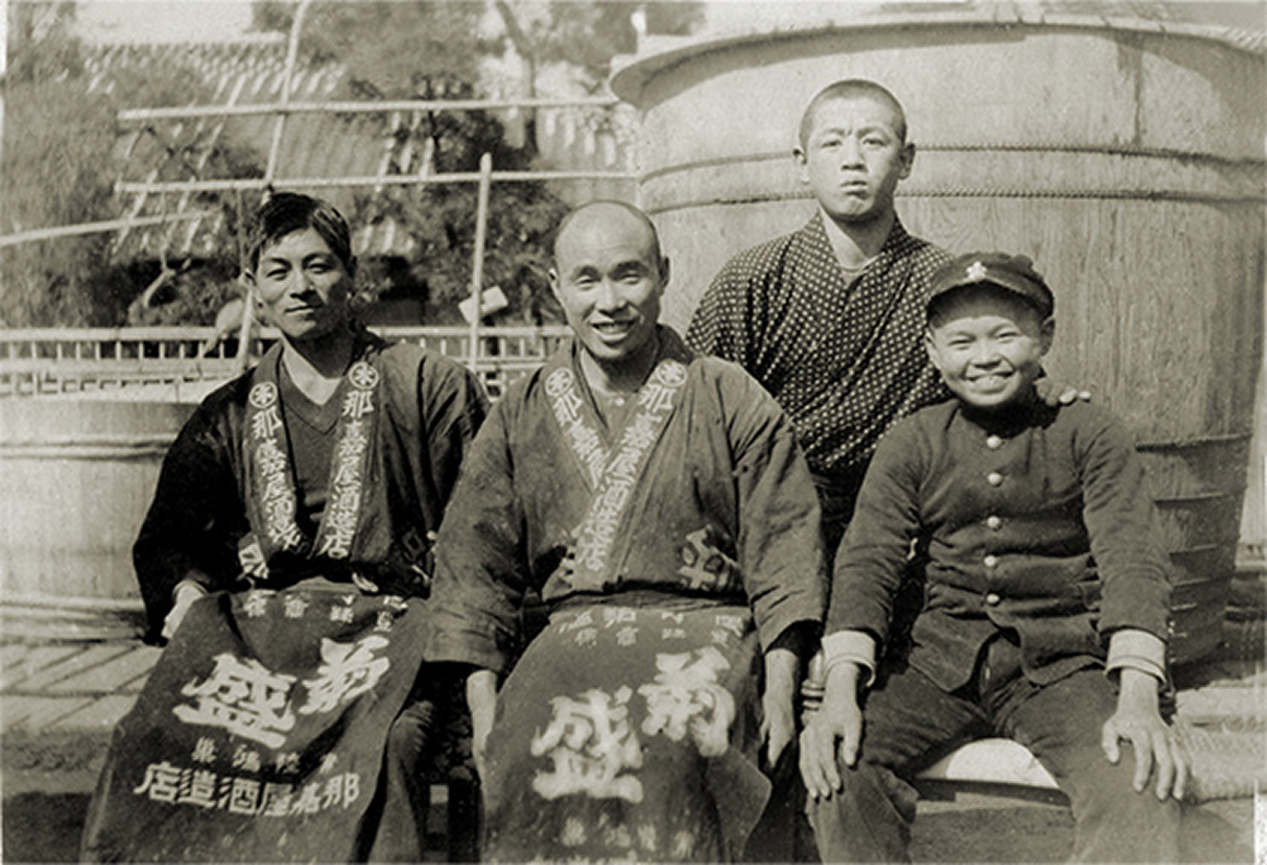 歴史-伝統と革新イメージ